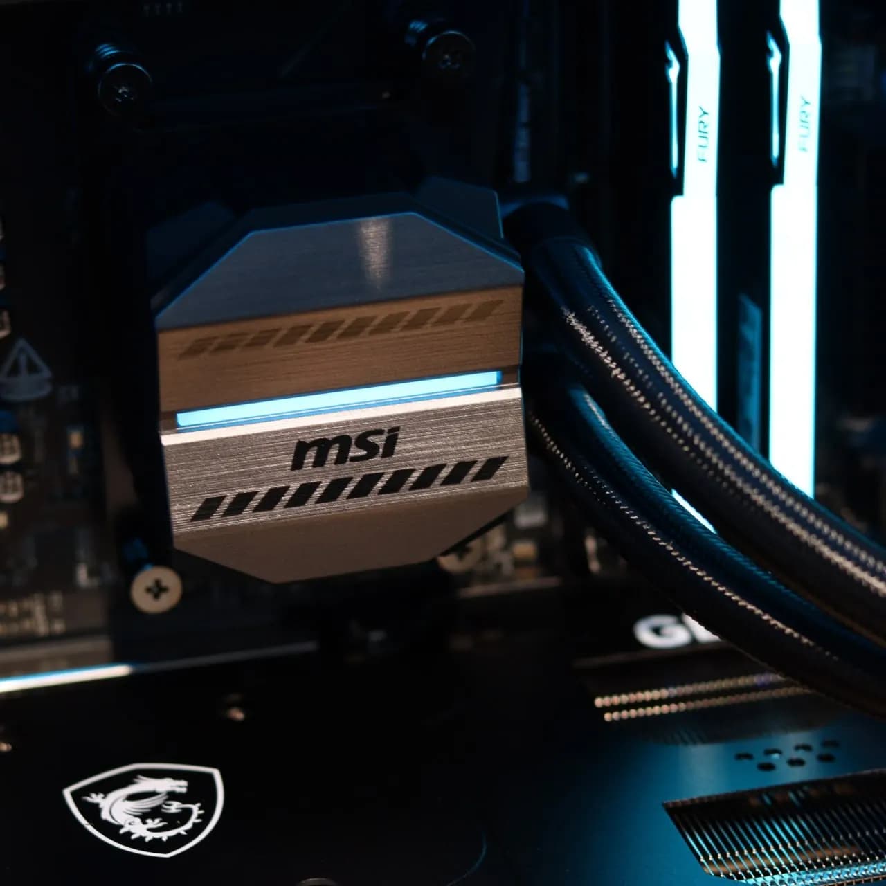 Ryzen 7 7800X3D · MSI RTX 5070 Ti thumbnail 3