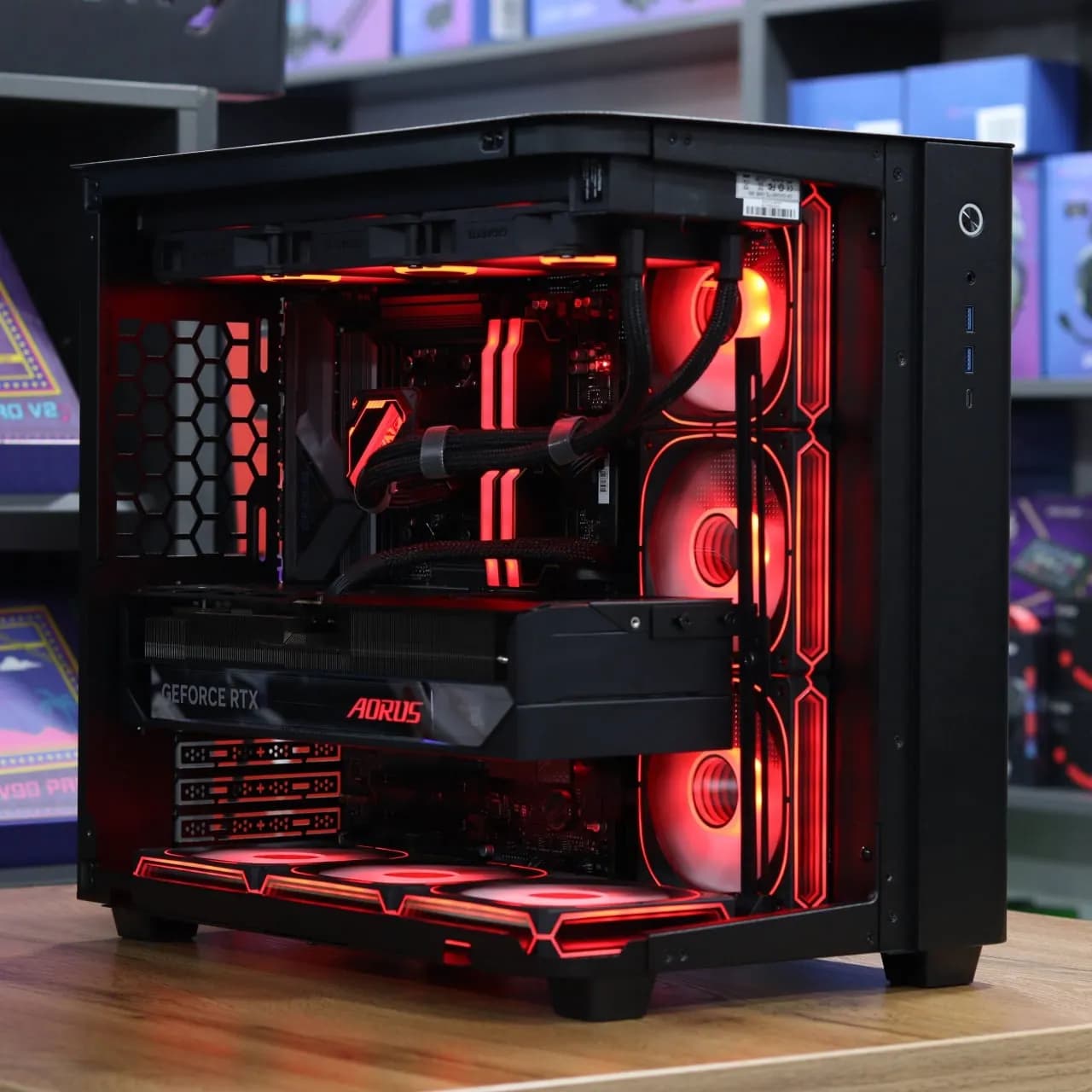 Ryzen 7 7800X3D · Gigabyte RTX 5070 Ti thumbnail 3