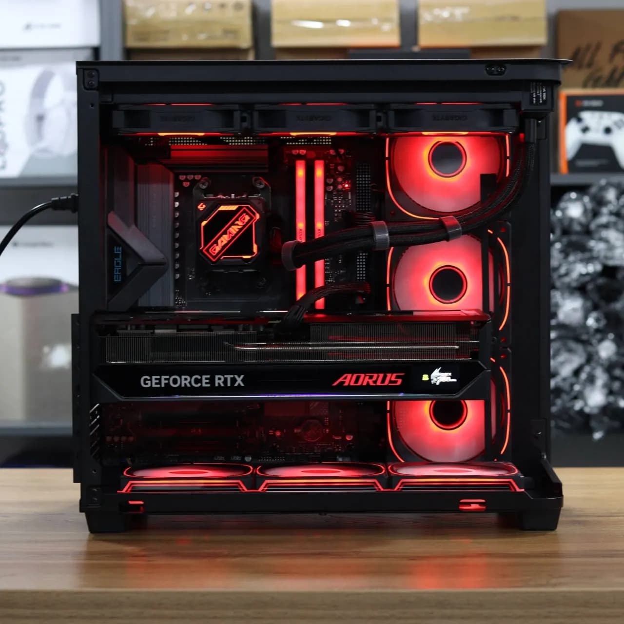 Ryzen 7 7800X3D · Gigabyte RTX 5070 Ti thumbnail 5