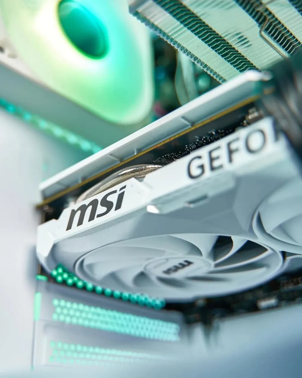 Ryzen 5 7500F · MSI RTX 4060 Ti White thumbnail 5