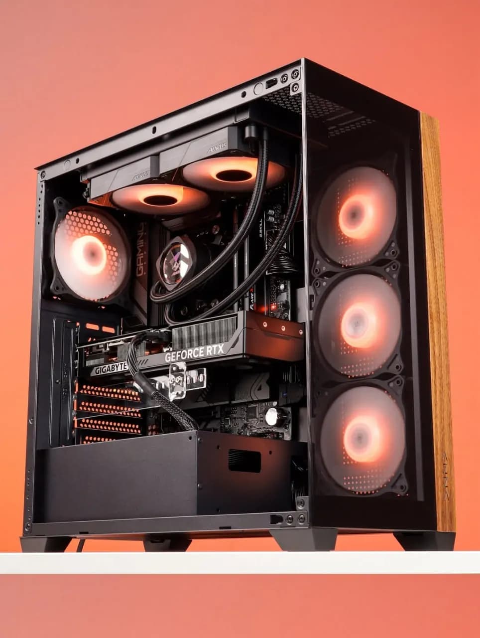 Ryzen 7 7700 · Gigabyte RTX 5070 thumbnail 10