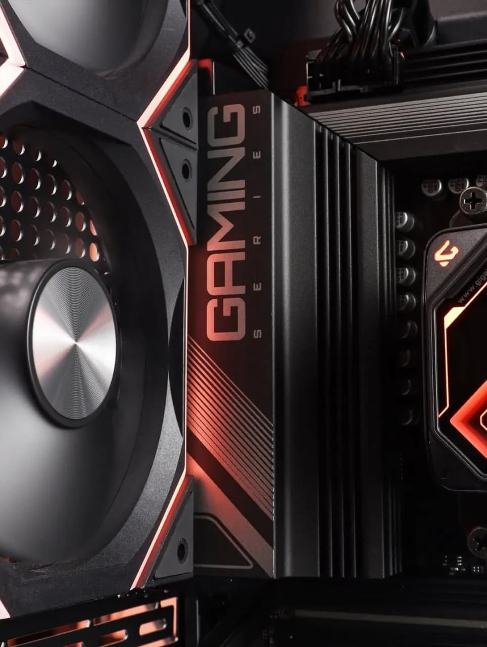 Ryzen 7 7800X3D · Gigabyte RTX 5070 thumbnail 5