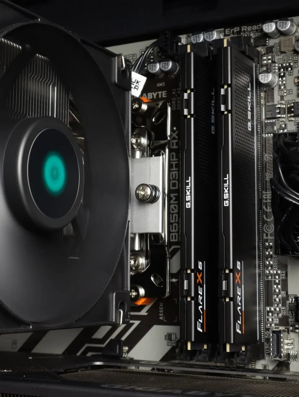 Ryzen 5 7500F · Gigabyte RTX 5060 Ti thumbnail 8