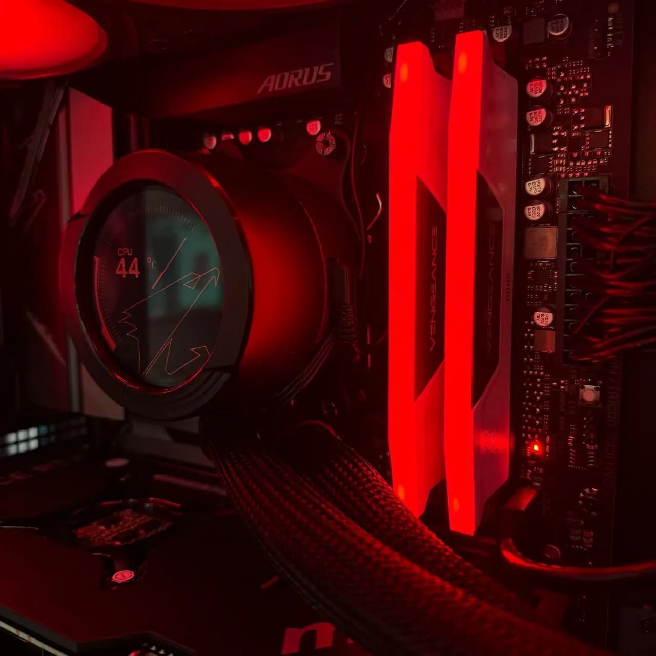 Ryzen 9 7900X · MSI RTX 4070 Super