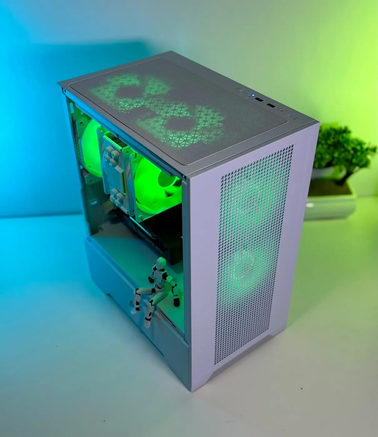 Ryzen 5 8400F · Gigabyte RTX 5060